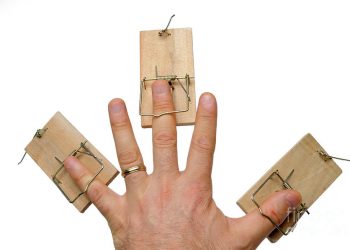 Uruguayos engrampados