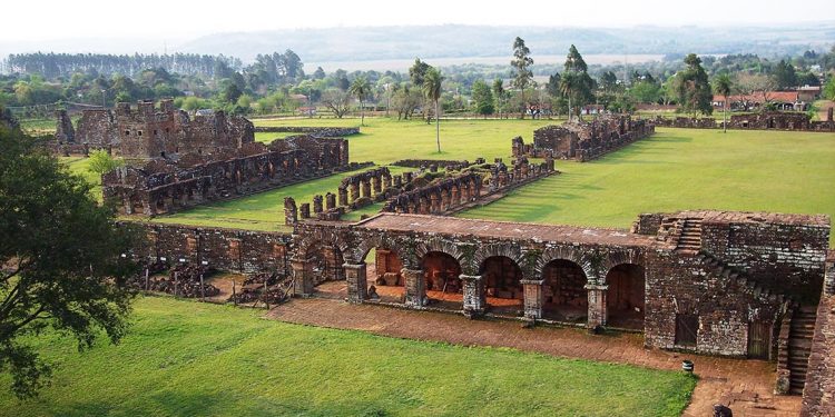 El discurso ilustrado y la desarticulación de la economía de las misiones jesuíticas