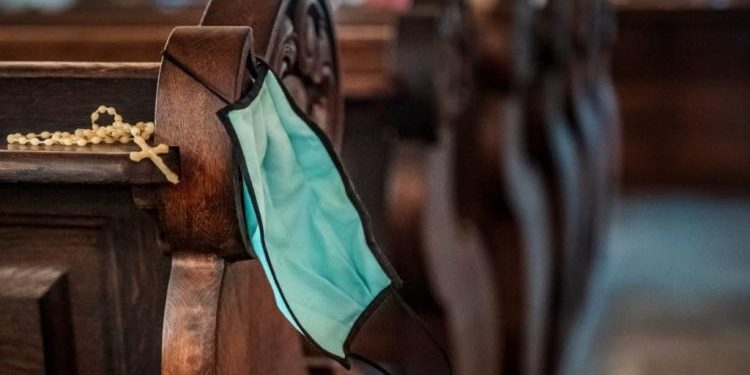 Semana Santa entre protocolos y oración