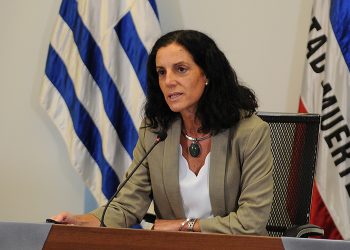 Gobierno resolvió no trasladar el aumento del petróleo a las tarifas de los combustibles