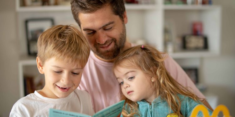 Arcos Dorados entregó más de 20 millones de libros infantiles con la Cajita Feliz en América Latina