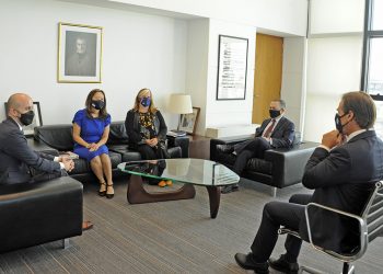 Altos funcionarios de EE.UU. destacan “tradición pragmática y de liderazgo” de Uruguay