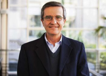 Pedro Gaudiano: “Hay una leyenda negra que oculta que Artigas era profundamente católico”