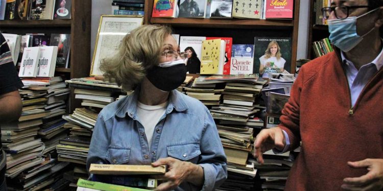 Día del Libro: solidaridad entre alimentos y libros