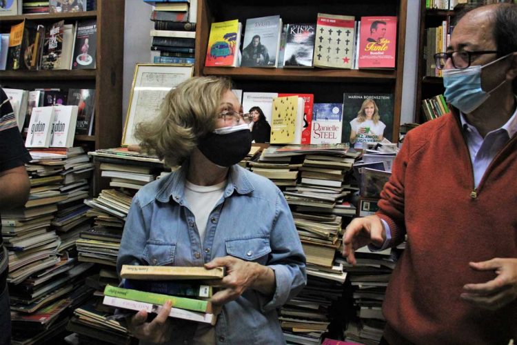 Día del Libro: solidaridad entre alimentos y libros