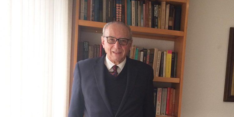 Un Consejo de Economía Nacional “permitiría limitar la acción de los lobbies, lo cual es positivo”