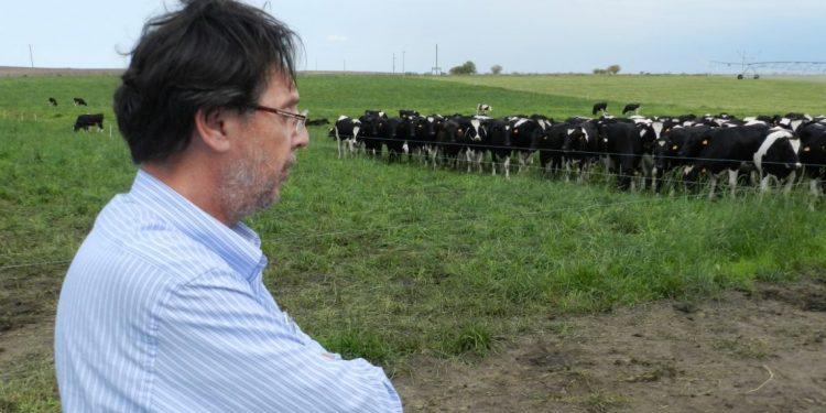 Producir leche debe ser un negocio atractivo y de viabilidad económica