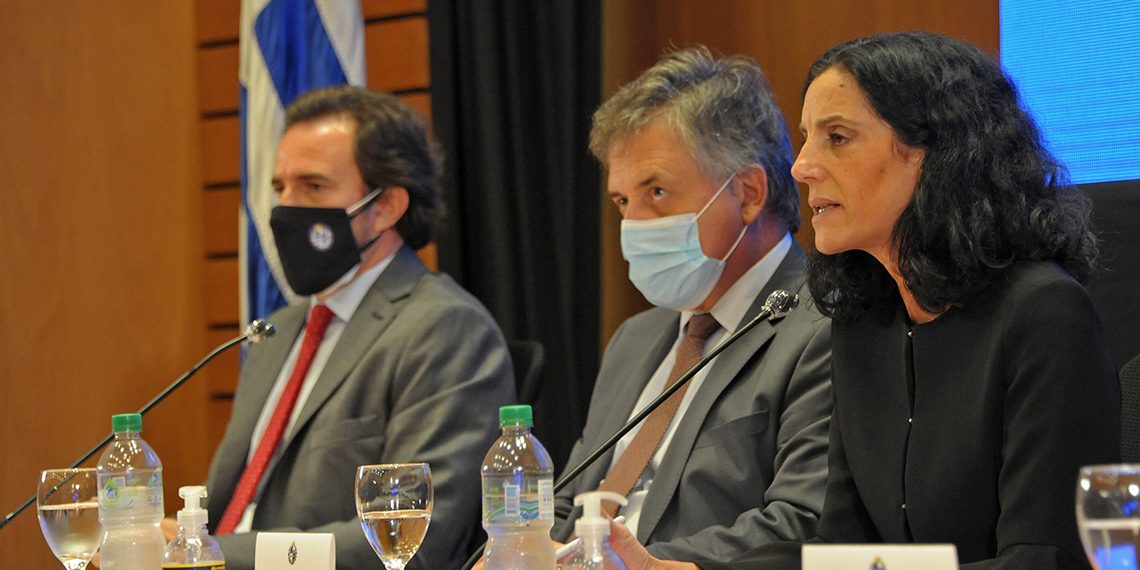 Gobierno anunció “beneficios especiales” en tarifas de UTE y Antel dentro de la batería de medidas