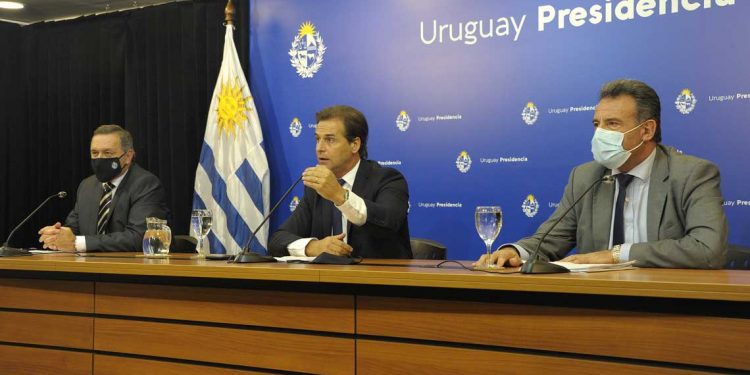 Gobierno anuncia mayor asistencia económica para sectores más afectados