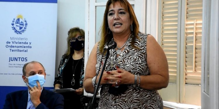MVOT apunta a que familias se involucren en la construcción de sus hogares