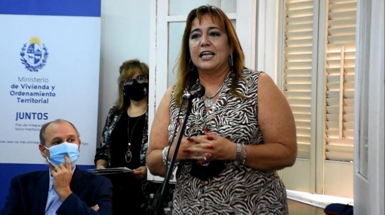 MVOT apunta a que familias se involucren en la construcción de sus hogares