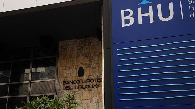 Exceso de capital del BHU permitiría aumentar sustancialmente préstamos a vivienda