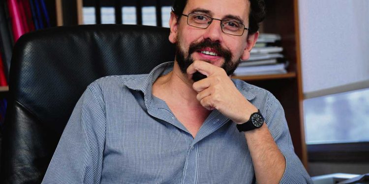 Juan Pedro Mir: “Yo vi con alegría las propuestas de cambio educativo estructural en el presupuesto”