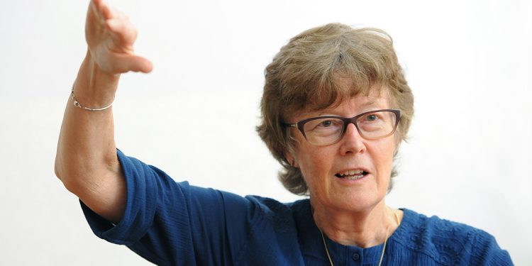 Cambio de paradigma en la enseñanza de la economía