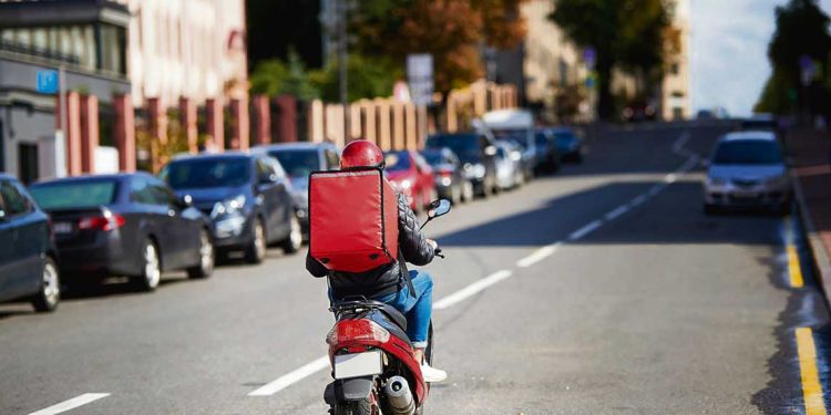Gastronómicos consideran desmedido el porcentaje cobrado por delivery