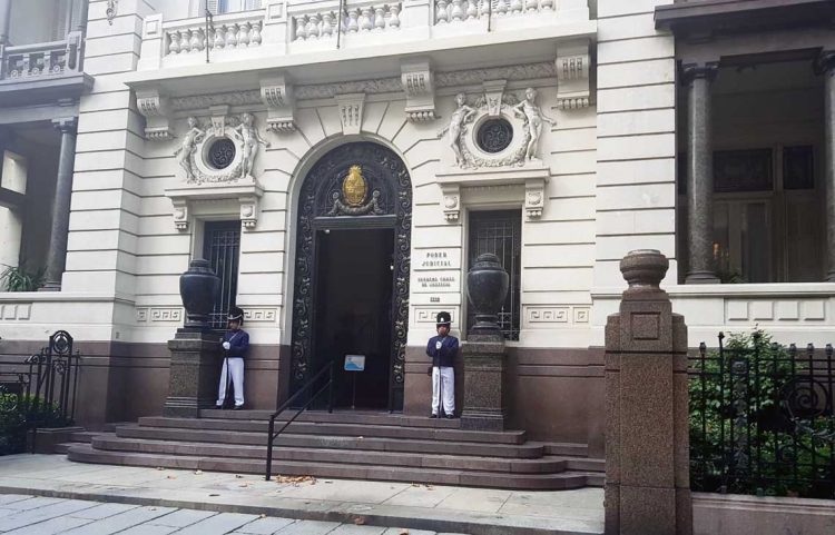 Solicitud de refugio político pone en dilema al Gobierno uruguayo