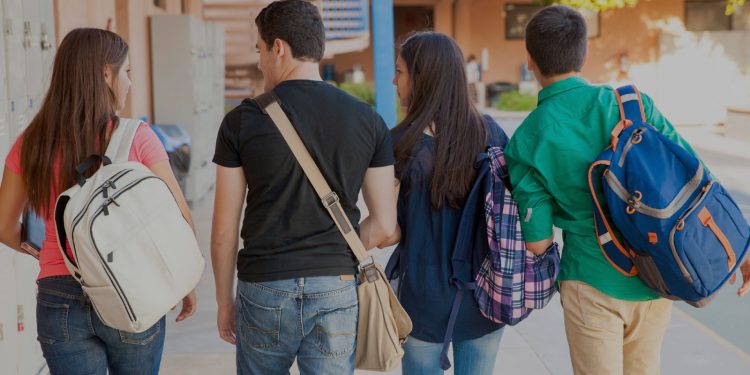 Suicidio adolescente: proyecto de ley busca prevenir segunda causa de muerte en los jóvenes