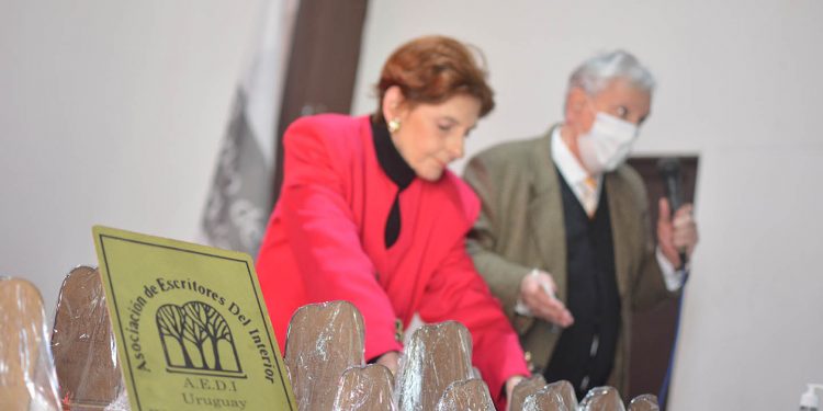 Abiertas las postulaciones al Concurso Literario “Dr. Alberto Manini Ríos”