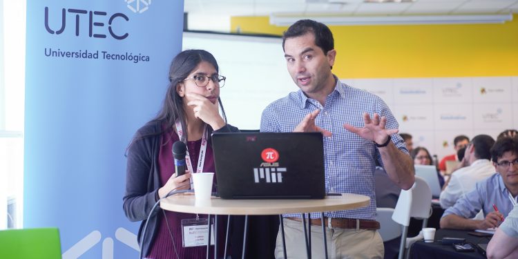 Programa impulsa a Uruguay como hub regional de proyectos educativos en innovación