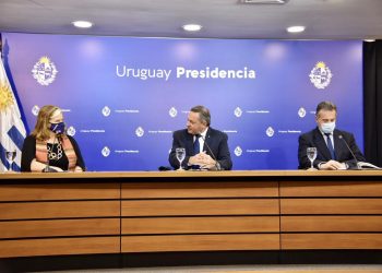 Sensible baja de contagios y casos graves a días de la interpelación