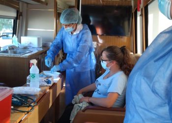 Uruguay evitó colapso sanitario y continúa  proceso de inmunización