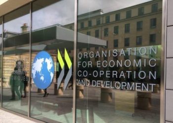 FMI, OCDE y la ruta del cipayismo fiscal