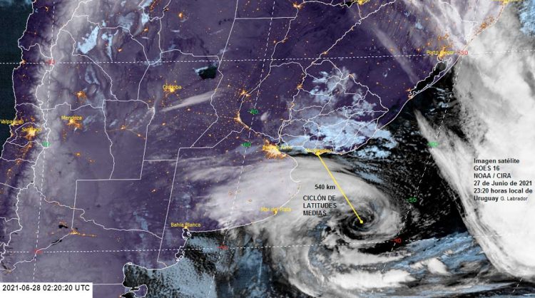 El invierno continúa frío, húmedo y ventoso