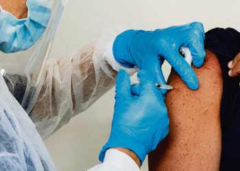 Informe del MSP confirma alta efectividad de vacunas Pfizer y Sinovac