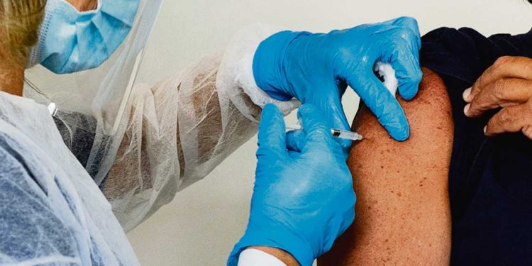 Informe del MSP confirma alta efectividad de vacunas Pfizer y Sinovac