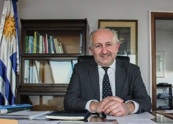 Pablo Da Silveira: “Con el Plan de Política Educativa estamos en la actitud de rendir cuentas”