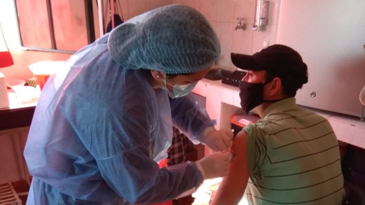 Fue aprobada la tercera dosis contra el COVID-19