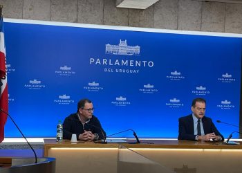 Gobierno analiza propuesta para discutir la racionalización del sistema tributario