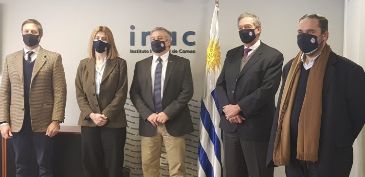 Mattos dijo que “nuestra inserción internacional es de otra época y tenemos que mejorarla”