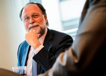 La disonancia en la narrativa liberal