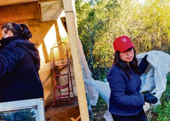 Grupo de voluntarios ayuda a transformar vidas