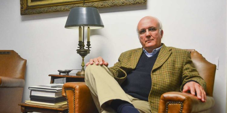 “La rigidez creciente del mercado laboral destruirá más puestos de trabajo en estos años”