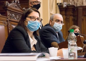 Diputados aprobó piloto que busca radicar médicos en el interior profundo