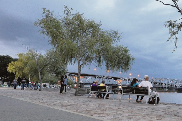 Apertura de fronteras provocaría “gran avalancha de argentinos” a Uruguay