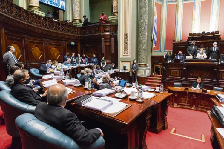 Prisión domiciliaria para mayores de 65 años recibe apoyos políticos