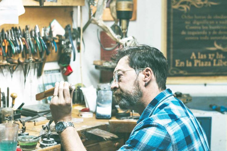 Claudio Pereyra, escultor y orfebre