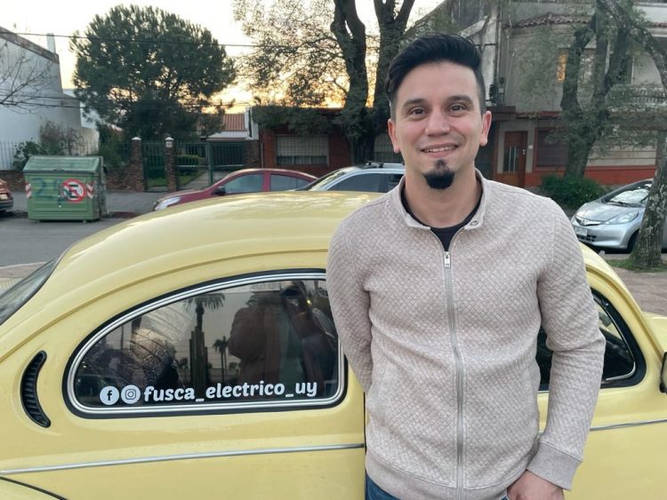 La historia del uruguayo que creó el primer Fusca eléctrico del país