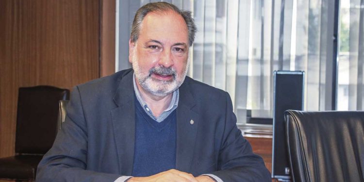 Gandini: “Los jóvenes de hoy se comprometen mucho más con las causas que con los partidos”