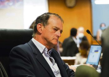 Manini Ríos: “Quizás estén preocupados de que cortemos las varias ‘calesitas’”