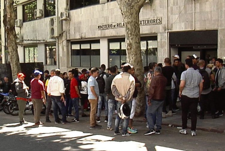 Proyecto de ley busca sacar del “limbo” a ciudadanos legales