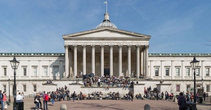 “De las privatizaciones surgieron monopolios privados”