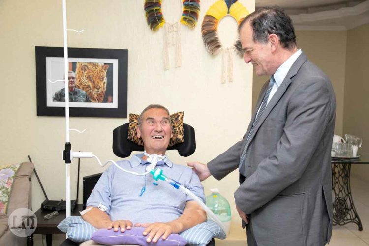 El senador Manini Ríos fue recibido por el Instituto General Villas Bôas