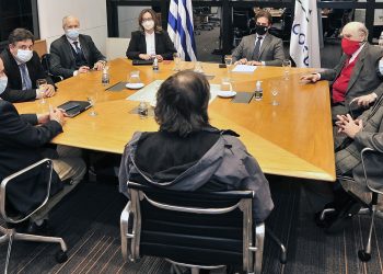 Uruguay y China realizarán estudio de prefactibilidad de acuerdo comercial