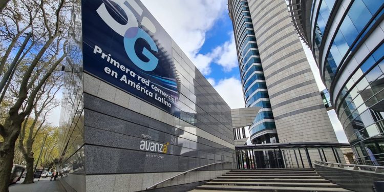 Paganini: “Llegar a todo el territorio con una buena cobertura de celular es un gran desafío que tenemos en agenda”