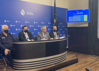 “Los delitos continúan bajando”, dijo el ministro del Interior al presenta las cifras actualizadas