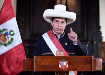 Perú: Gobierno busca ‘voto de confianza’ tras fisuras internas